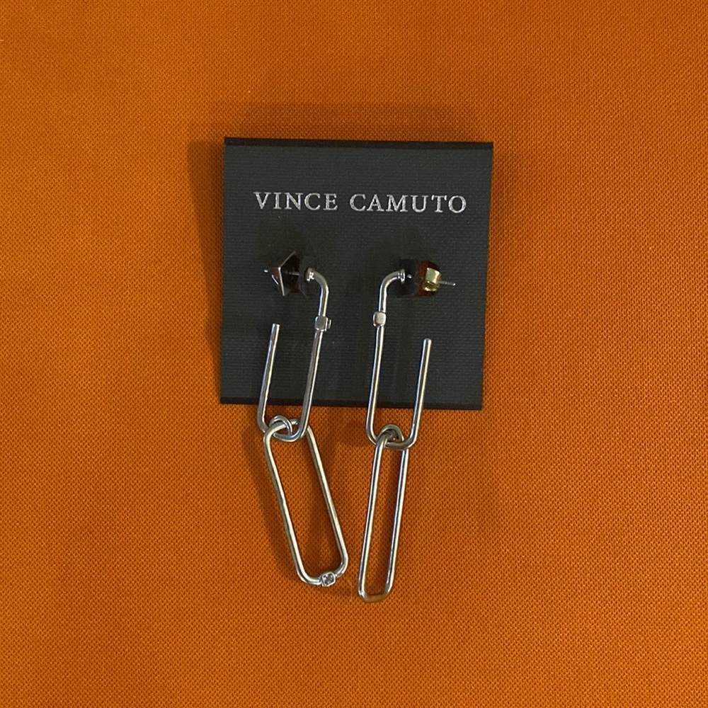 Vince Camuto Fashion Earrings (Silver)